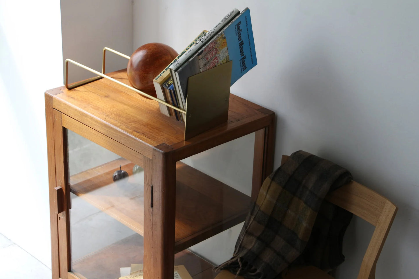 DETAIL - Slope Bookend