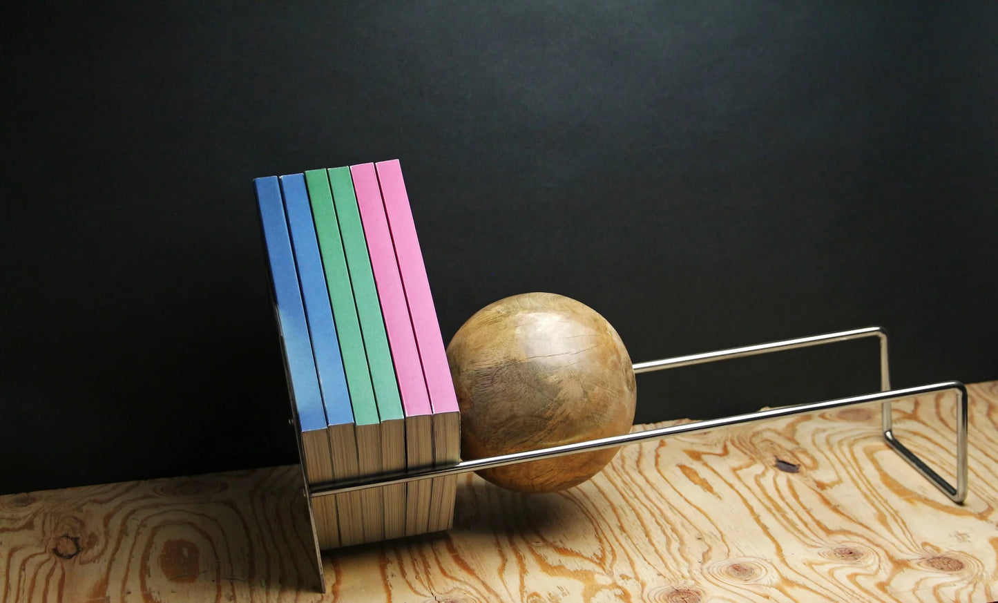 DETAIL - Slope Bookend