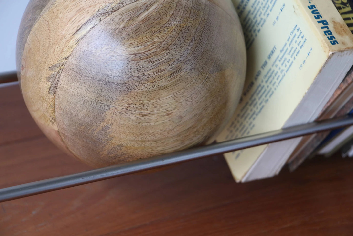 DETAIL - Slope Bookend