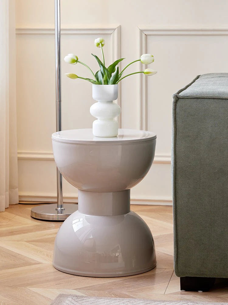 KNOTTI – Plastic Bowknot Side Table Stool