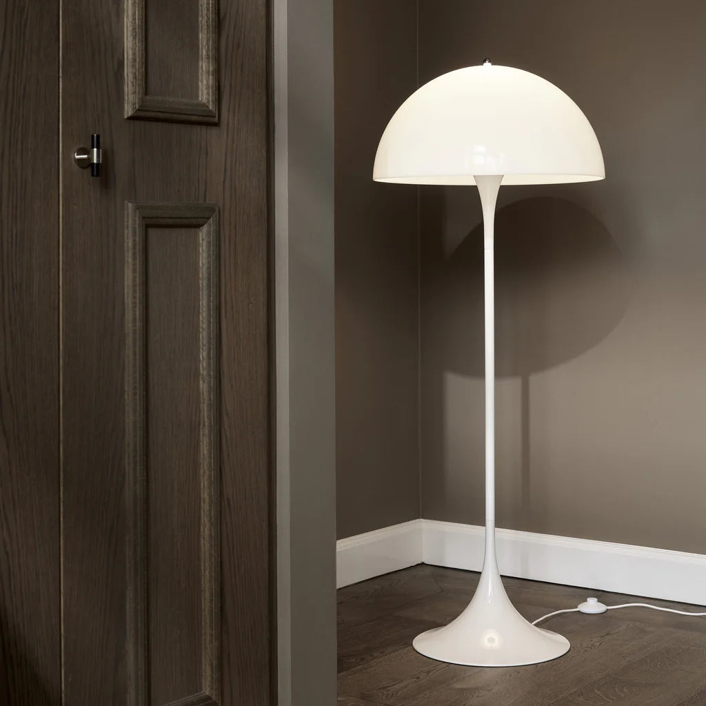 Louıs Poulsen - Panthella Floor Lamp