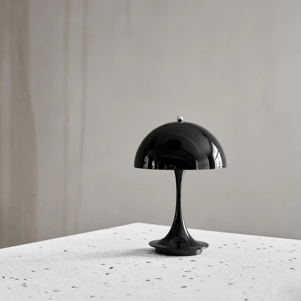 Louıs Poulsen - Panthella Portable Table Lamp