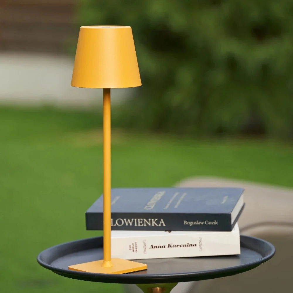 LUMINUS – Table Lamp