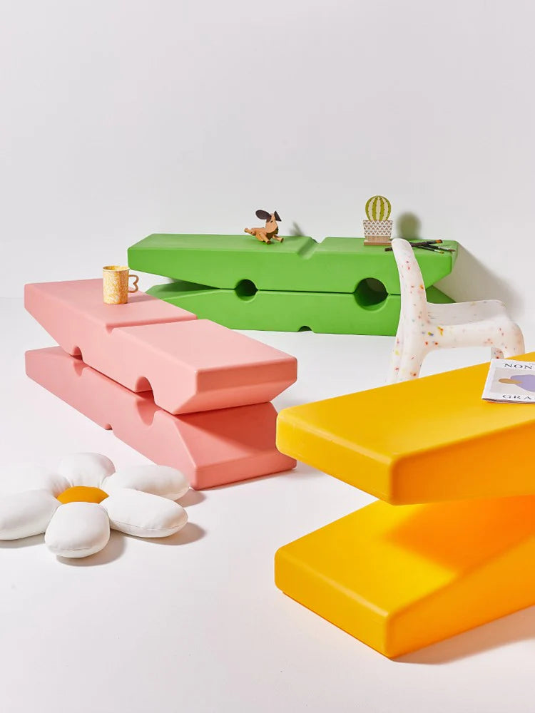 CLIP SHAPED SIDE TABLE TV STAND – Side Table / Stand