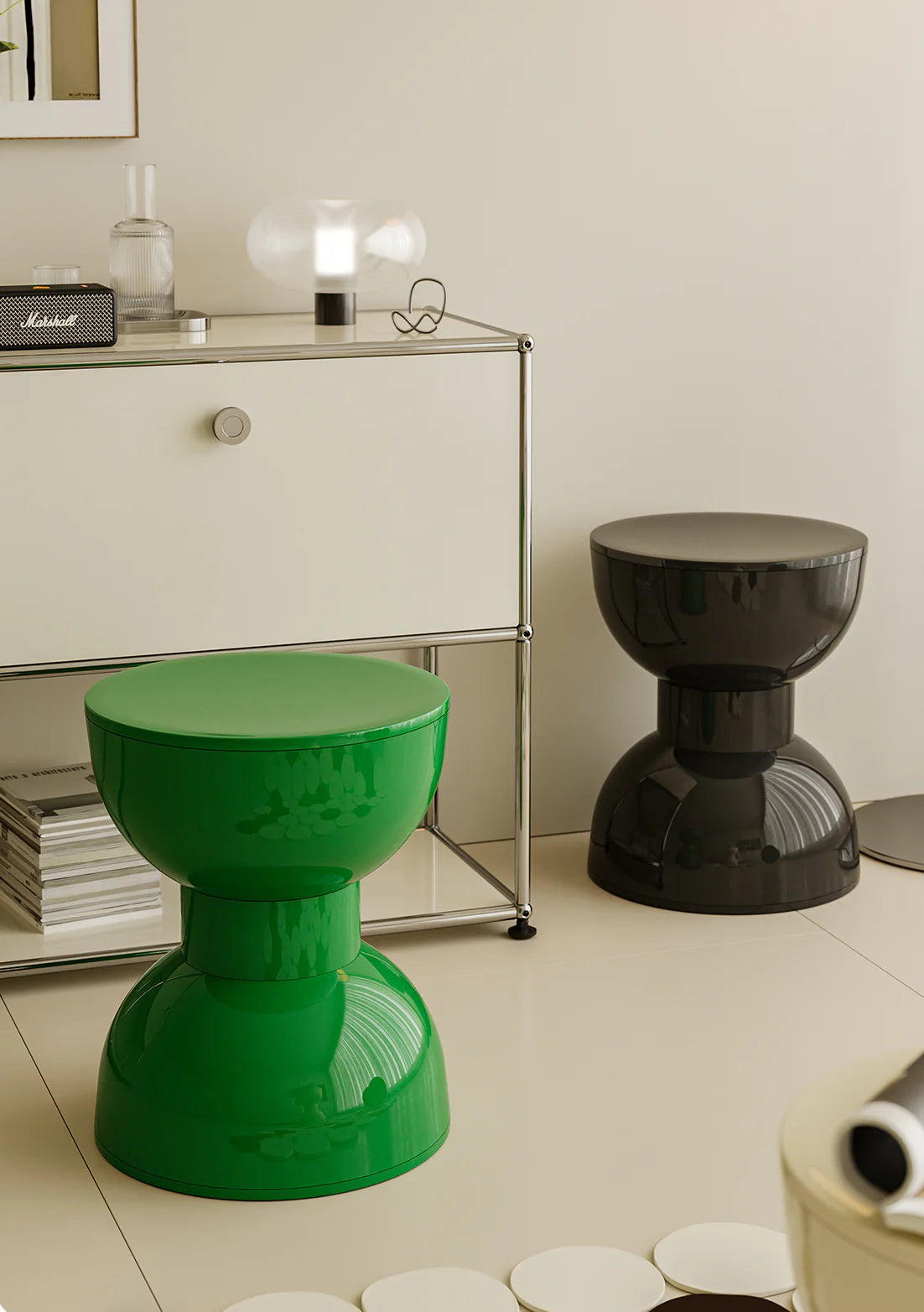 KNOTTI – Plastic Bowknot Side Table Stool