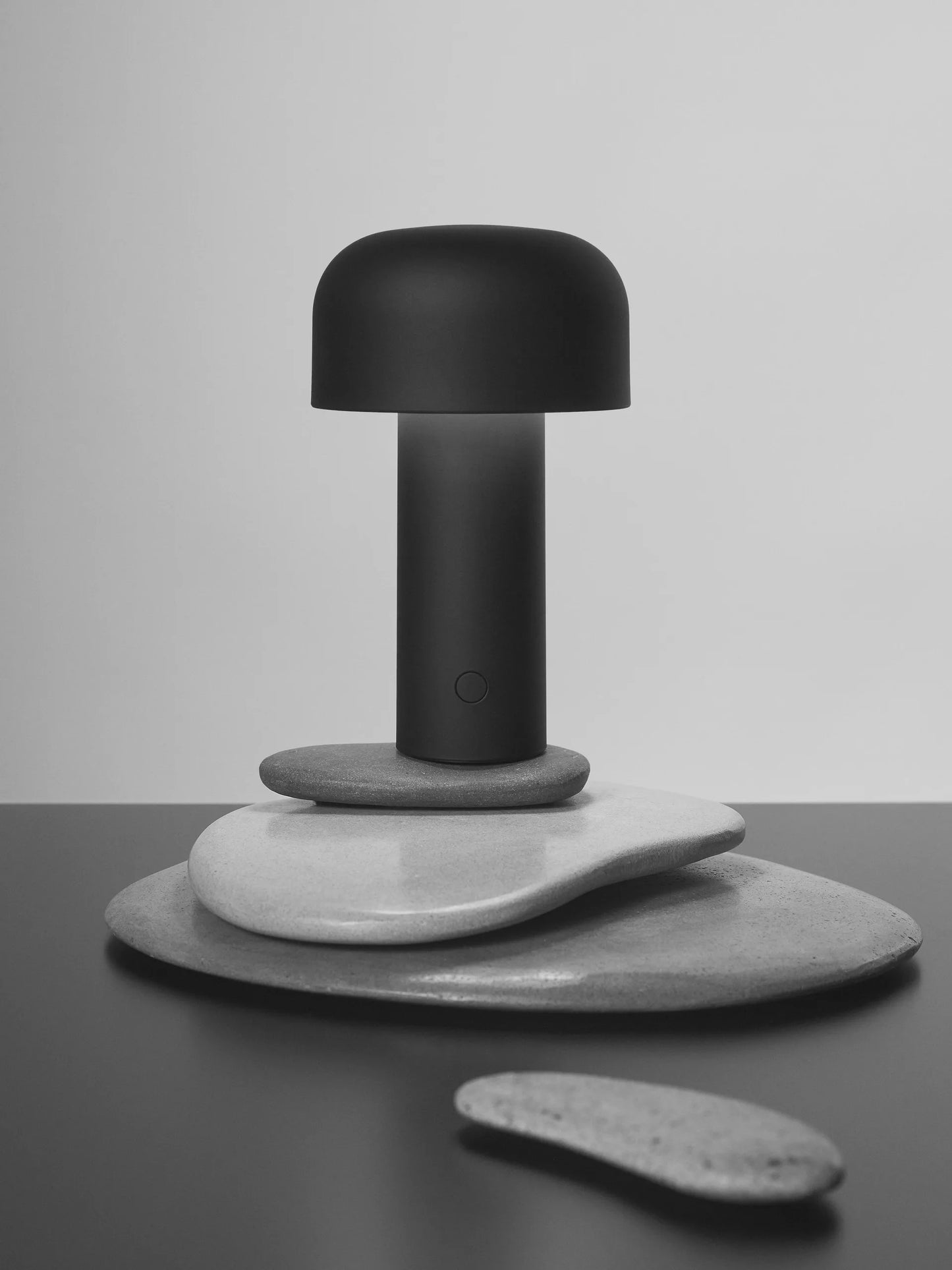 FLOS - Bellhop portable table lamp