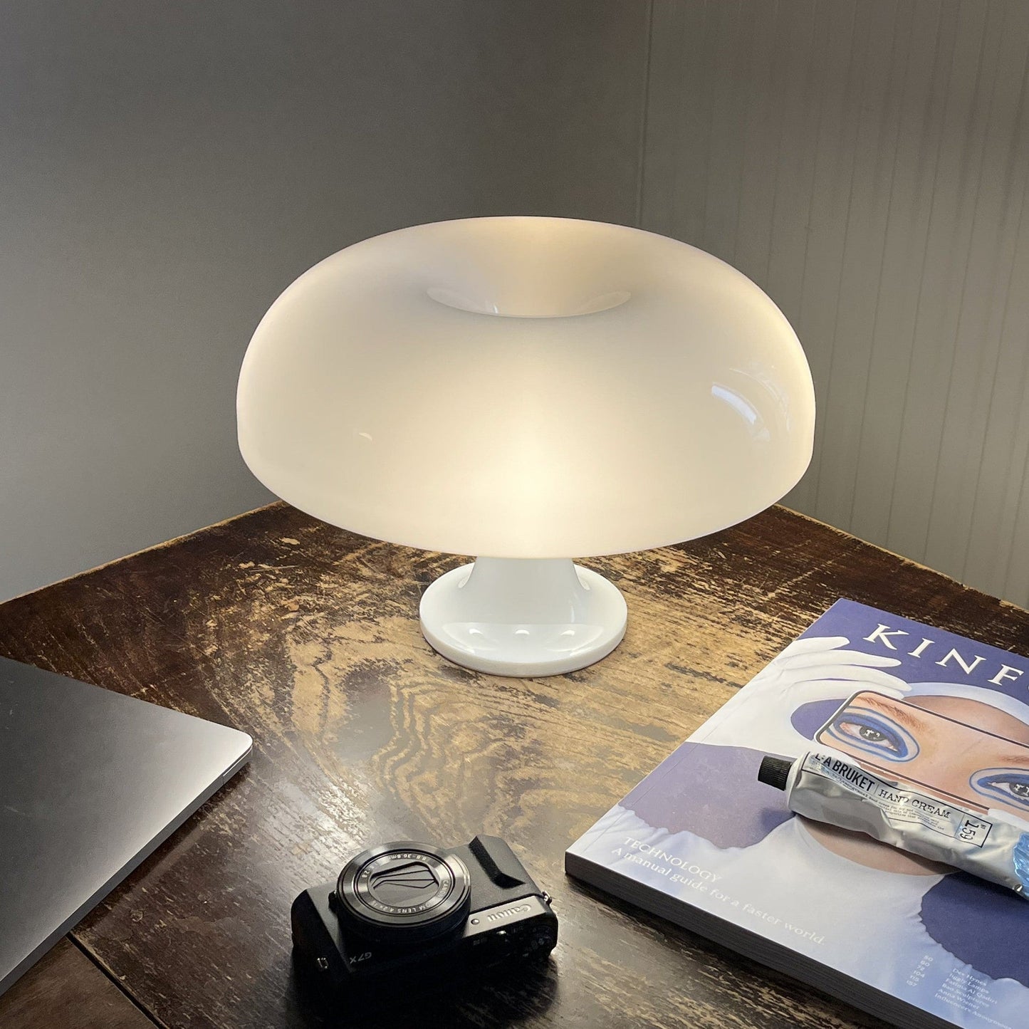 HALOGLOW – Mushroom Ambient Lamp