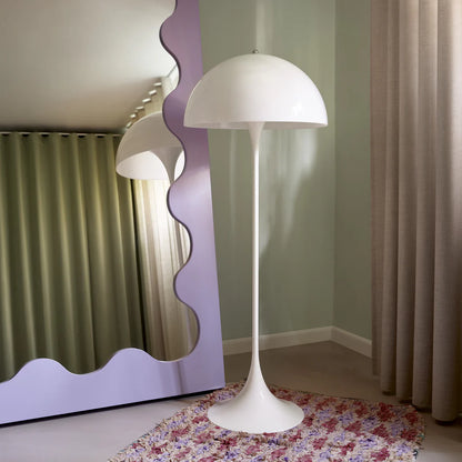 Louıs Poulsen - Panthella Floor Lamp
